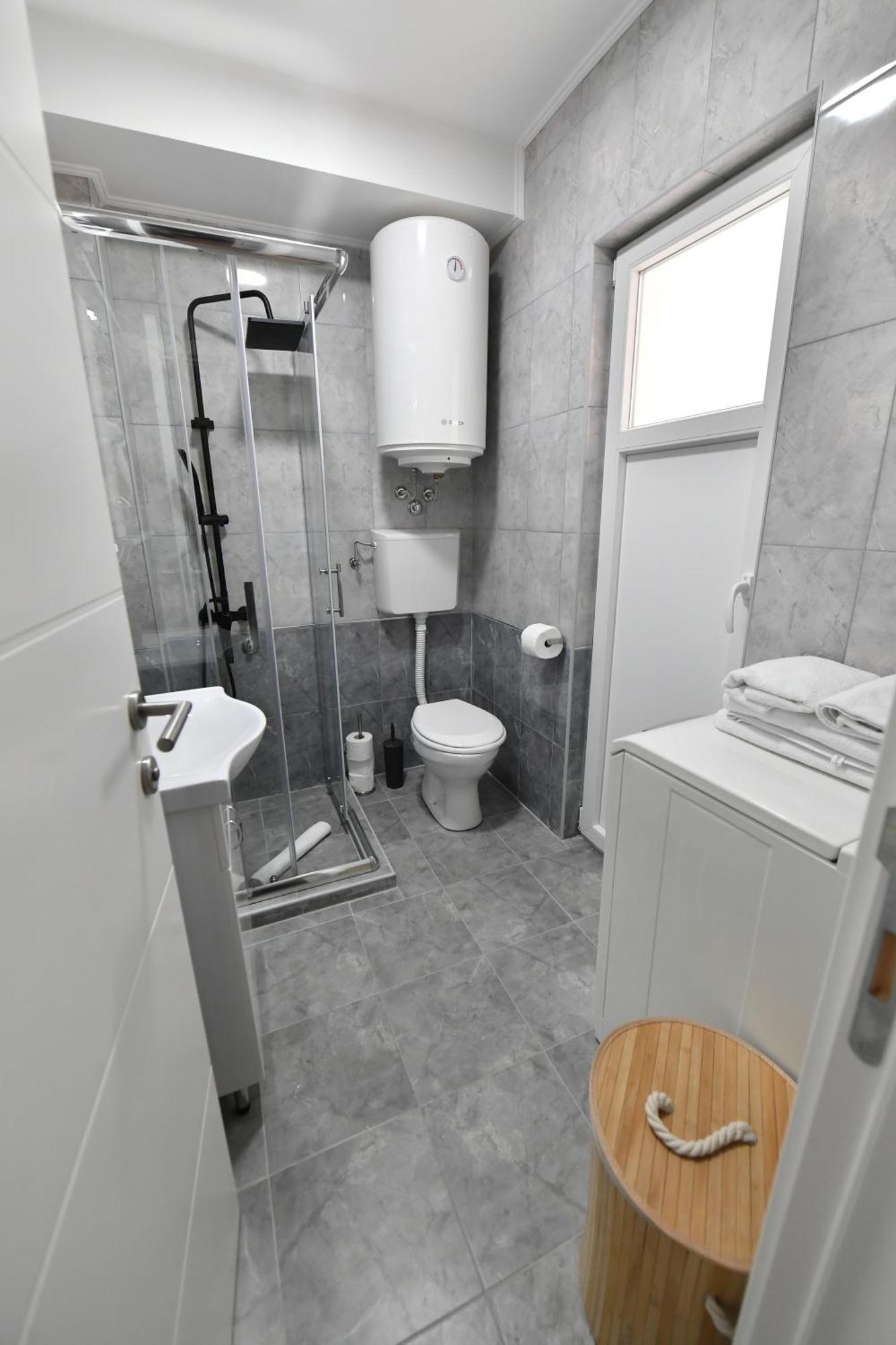 Vuk Apartament *